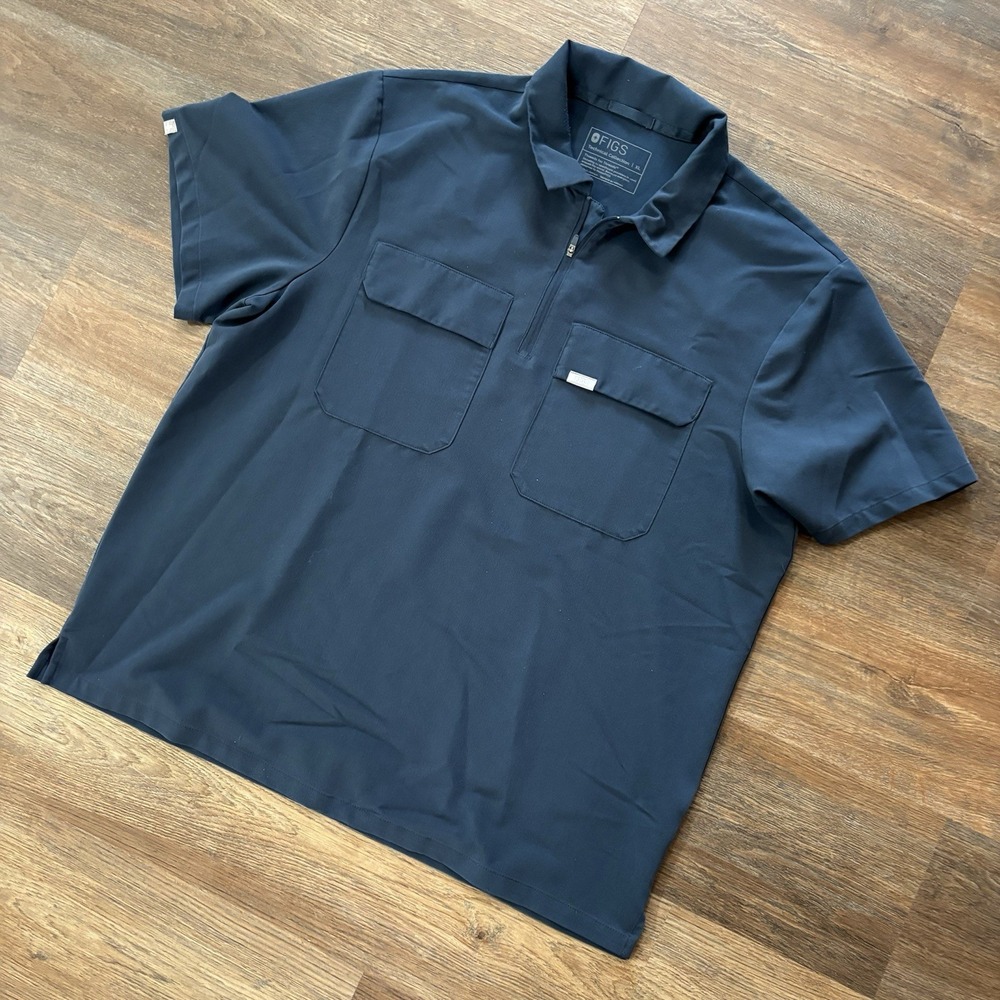 Figs Scrubs Men's 1/2 Zip Polo Style Shirt Sz XL Pockets Technical‎